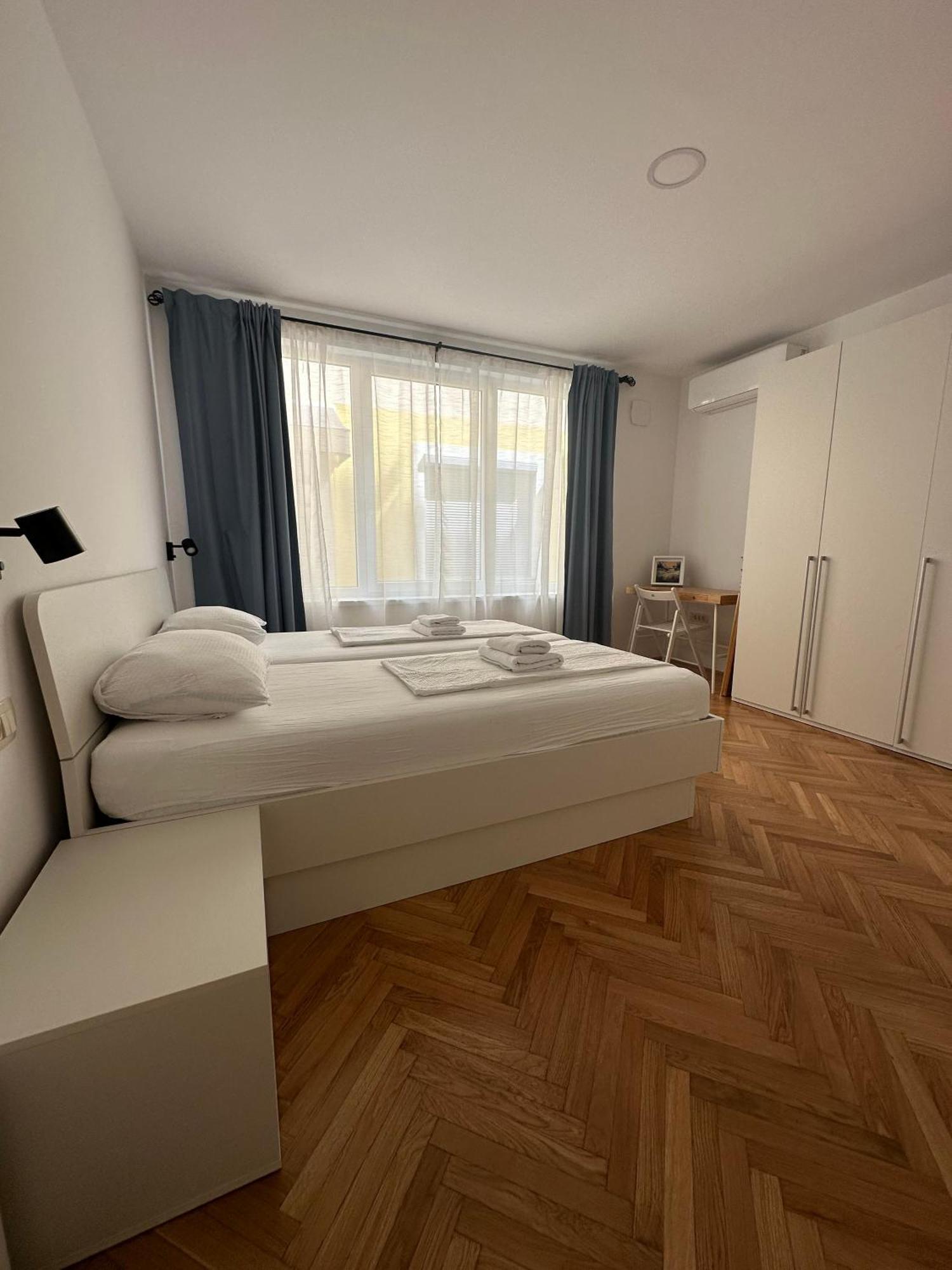 Apartments Tito & Robin Koper Extérieur photo